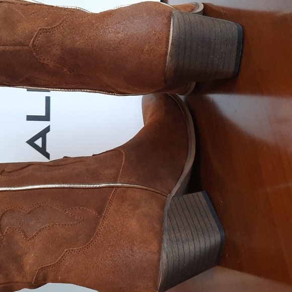 Aldo Cowgirl Bootie US 8.5 - Picture 4 of 9